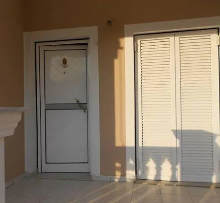 Appartement Leonidas *