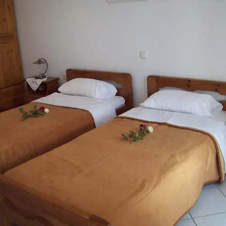 公寓 Leonidas 萨米